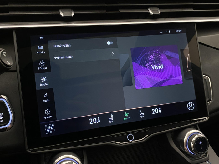 Lynk & Co 01 PHEV DCT AUT 1.maj