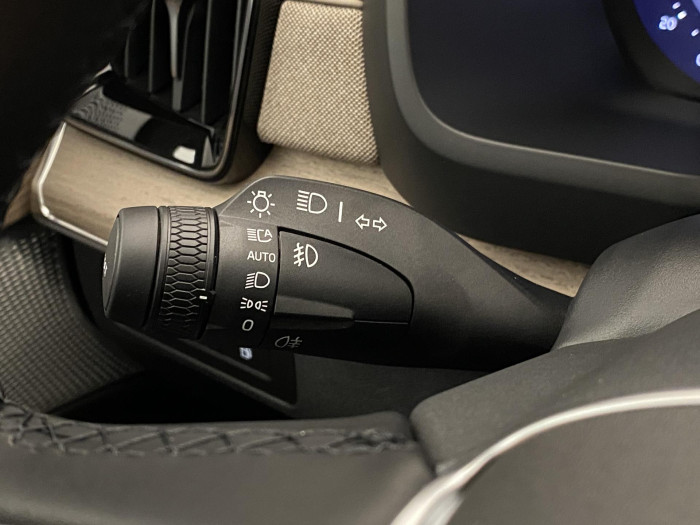 Volvo XC90 T8 AWD RECHARGE BRIGHT ULTRA 7