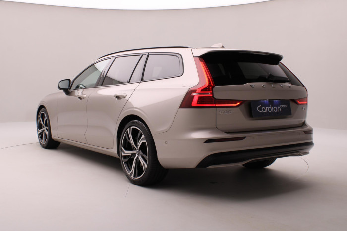 Volvo V60 B4 AUT DARK PLUS