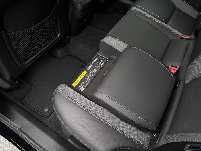 Volvo XC60 B5 AWD BLACK EDITION AUT 2.0 Edition