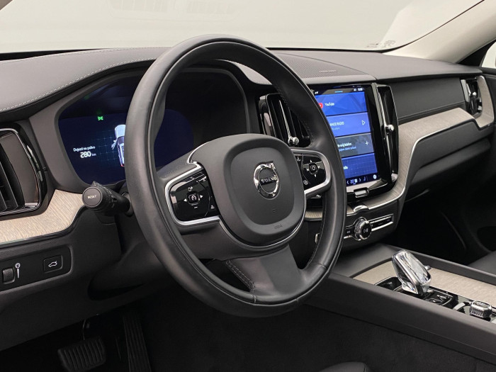 Volvo XC60 B5 AWD INSCRIPTION AUT