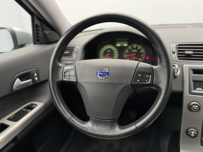 Volvo C30 1,6i MOMETUM CZ 1.maj 1.6 i