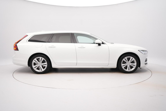 Volvo V90 B4 MOMENTUM PRO AUT 2.0 Momentum