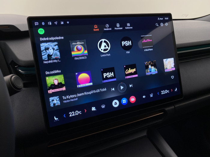 Lynk & Co 08 MORE PHEV