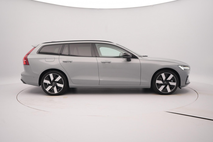 Volvo V60 T6 AWD Plug-in H. DARK ULTRA