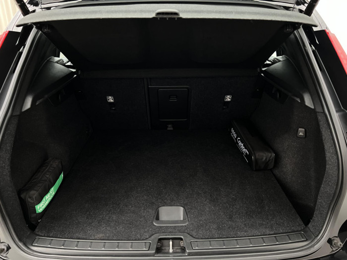 Volvo XC40 T3 MOMENTUM PRO AUT 1.maj. 1.5 Momentum