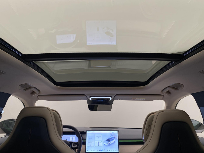 Lynk & Co 08 MORE PHEV