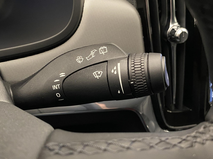 Volvo V90 T6 AWD RECHARGE DARK PLUS