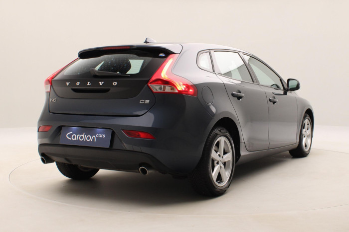 Volvo V40 D2 MOMENTUM AUT NAVIGACE 2.0 d Momentum