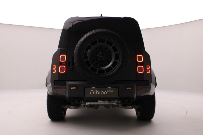 Land Rover Defender OCTA P635