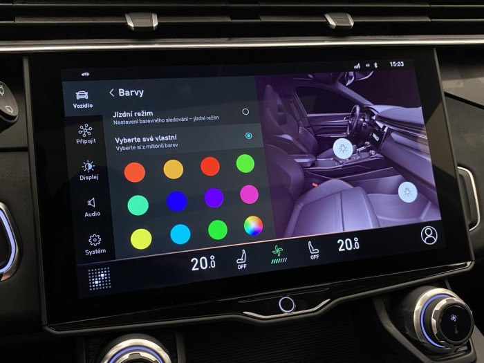 Lynk & Co 01 PHEV DCT AUT REZERVACE