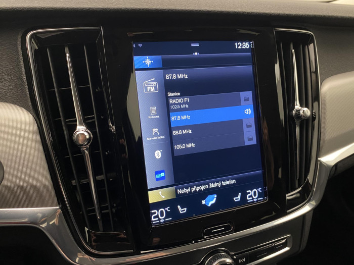 Volvo V90 B4 MOMENTUM AUT CZ 2.0 Momentum