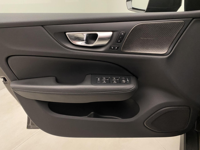 Volvo V60 CC B5 AWD PLUS BRIGHT 1.maj