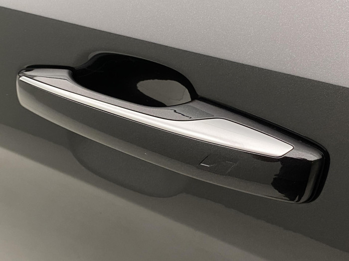 Lynk & Co 01 PHEV DCT AUT REZERVACE