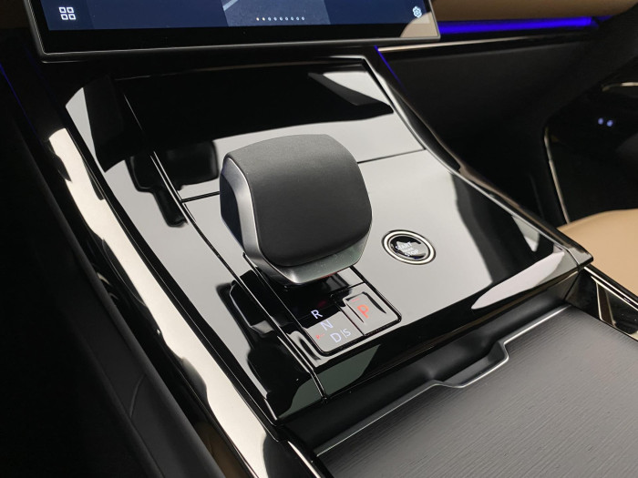 Land Rover Range Rover Sport P550e AUTOBIGRAPHY AWD