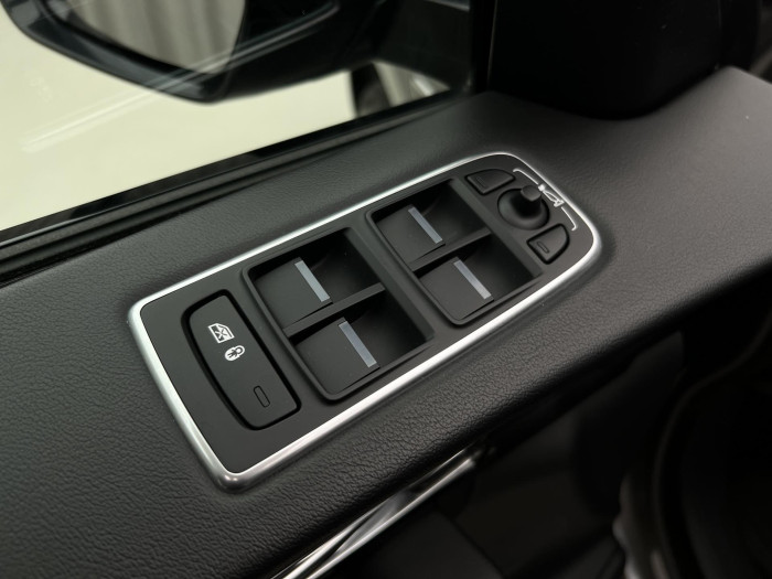 Jaguar F-Pace 20d R-SPORT AWD AUT CZ 2.0 d Sport