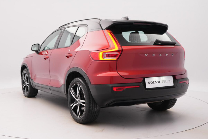 Volvo XC40 B5 AWD R-DESIGN AUT