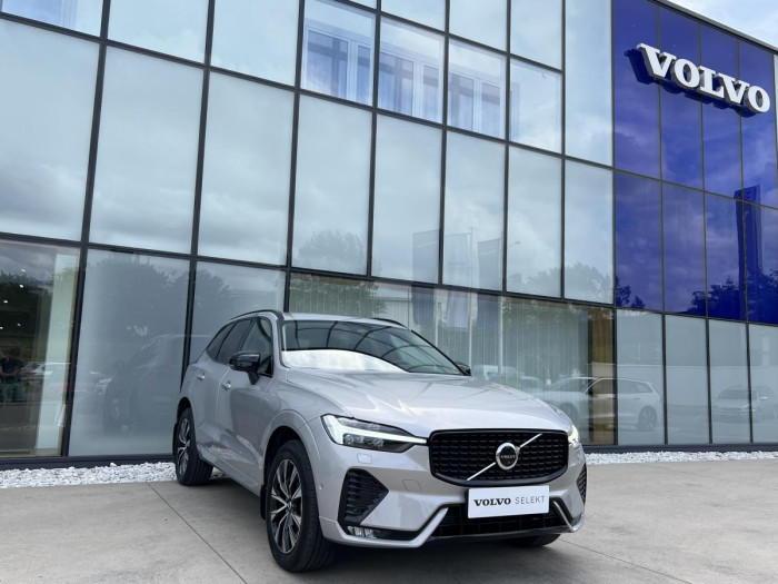 Volvo XC60 B4 PLUS DARK Aut 1.maj. 2.0 Plus