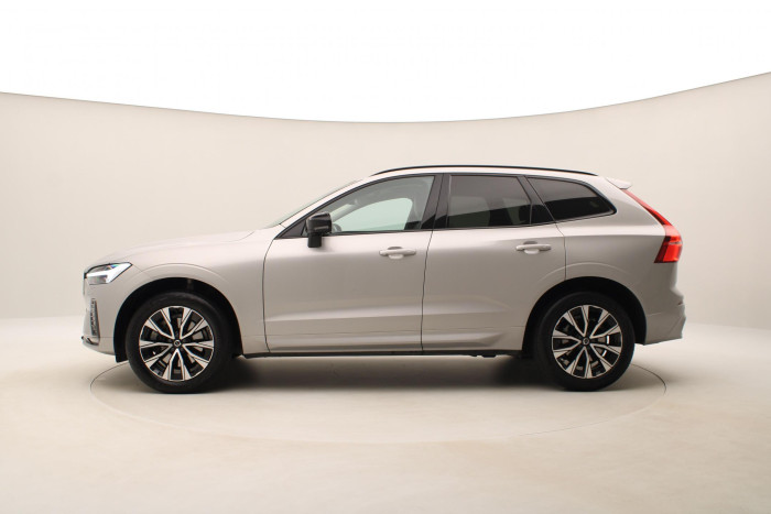 Volvo XC60 B4 AWD PLUS DARK AUT CZ 1.maj