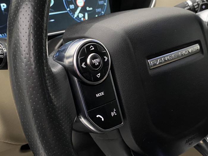 Land Rover Range Rover Sport 3.0 SDV6 AWD REZERVACE