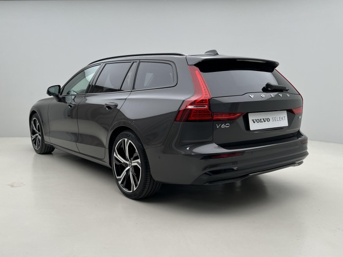 Volvo V60 B4 PLUS DARK AUT 1.maj.