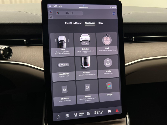 Volvo ES90 PURE ELECTRIC ULTRA