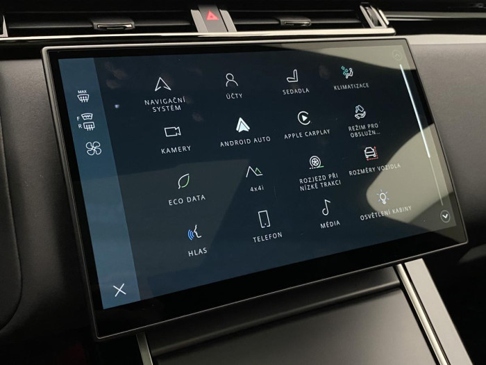 Land Rover Range Rover Velar REZERVACE!