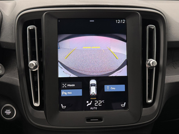 Volvo XC40 T2 MOMENTUM AUT CZ 1.maj. 1.5 Momentum