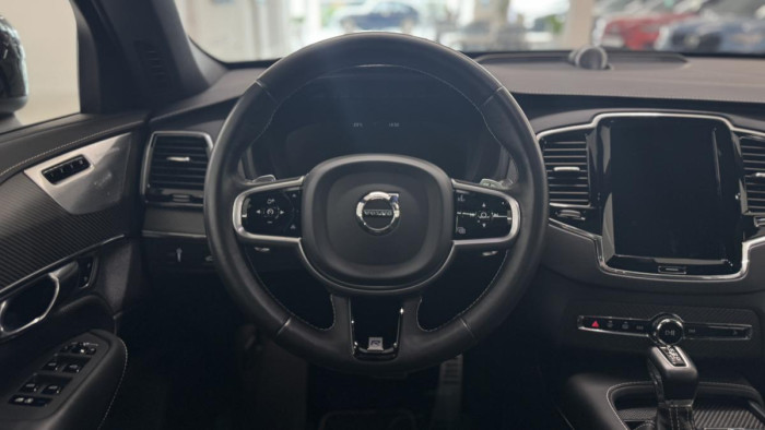Volvo XC90 T6 AWD R-DESIGN AUT REZERVACE