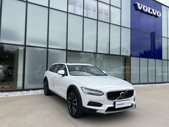 Volvo V90 CROSS COUNTRY B5 AWD REZERVACE