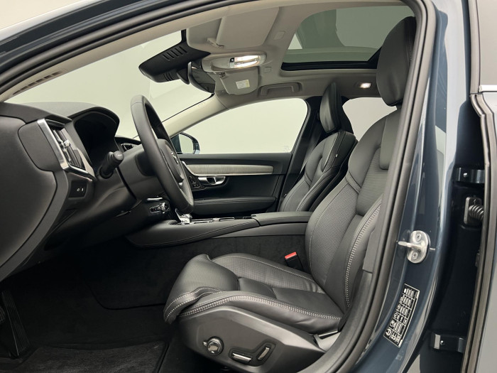 Volvo V90 T6 AWD RECHARGE PLUS BRIGHT