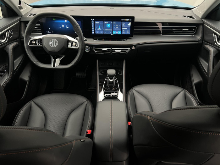 MG HS 1.5 TGI EXCLUSIVE AUT CZ 1.maj 1.5 Exclusive