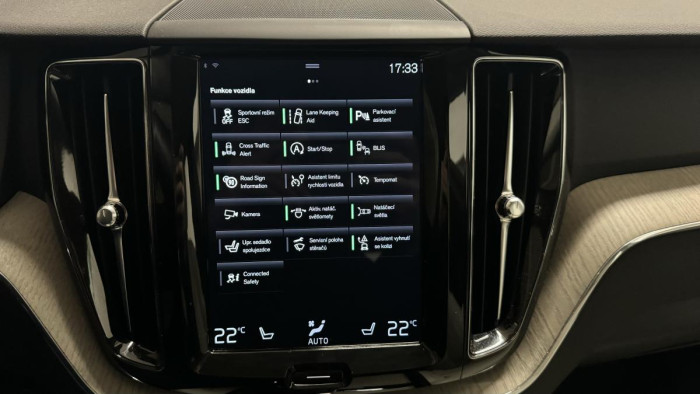 Volvo XC60 D4 AWD INSCRIPTION REZERVACE 2.0 d