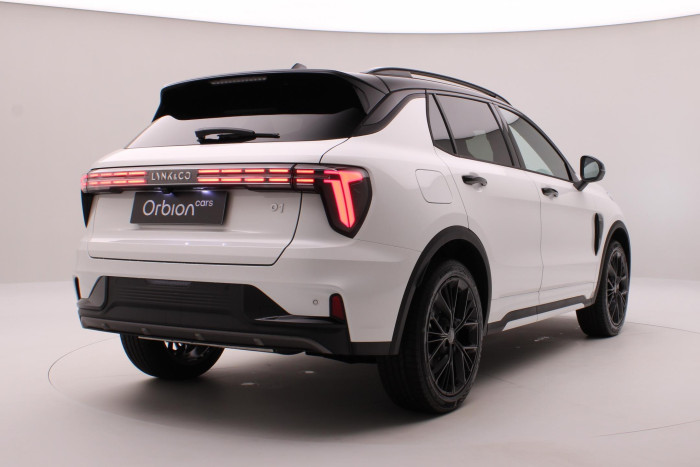 Lynk & Co 01 01 MORE PHEV