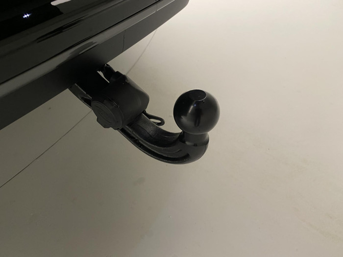 Land Rover Range Rover P550e AUTOBIOGRAPHY SWB