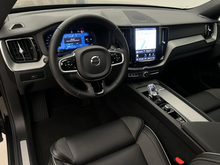 Volvo XC60 B5 AWD BLACK EDITION PLUS AUT