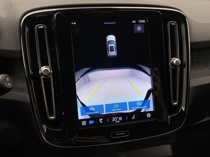 Volvo XC40 PURE ELECTRIC RECHARGE PLUS Plus