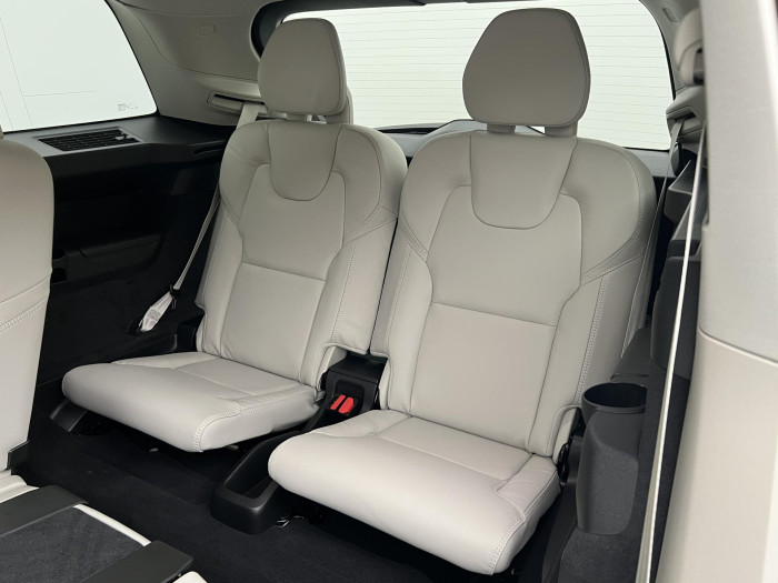 Volvo XC90 B5 AWD DARK PLUS AUT