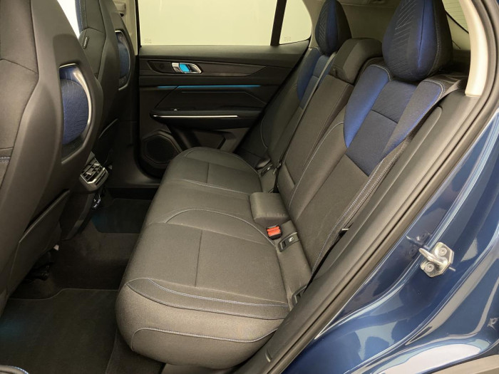 Lynk & Co 01 PHEV DCT AUT REZERVACE