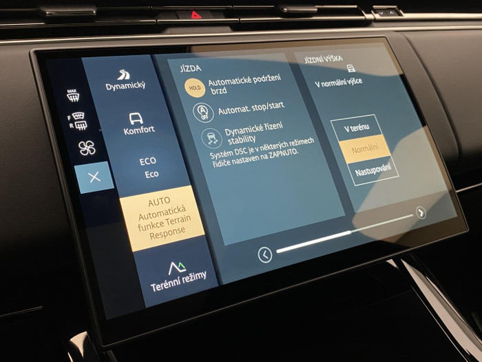 Land Rover Range Rover Sport D250 DYNAMIC SE AWD AUT 3.0 d Dynamic SE