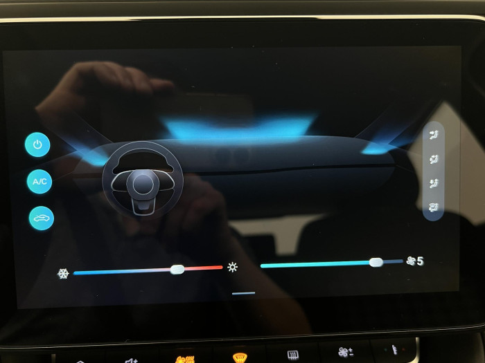 MG ZS 1.5 ESSENTIAL PLUS CZ 1.maj.