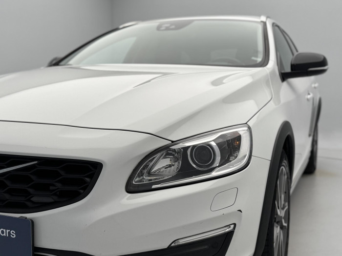 Volvo V60 CC D4 AWD SUMMUM AUT 2.4 d CC CC Summum