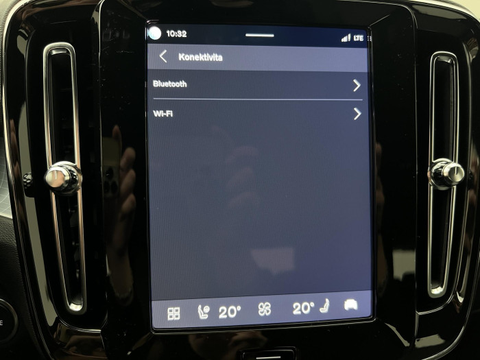 Volvo XC40 B3 DARK PLUS AUT