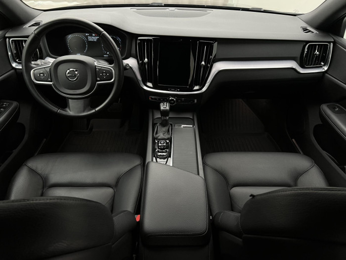 Volvo V60 D4 MOMENTUM AUT 1.maj. 2.0 d Momentum
