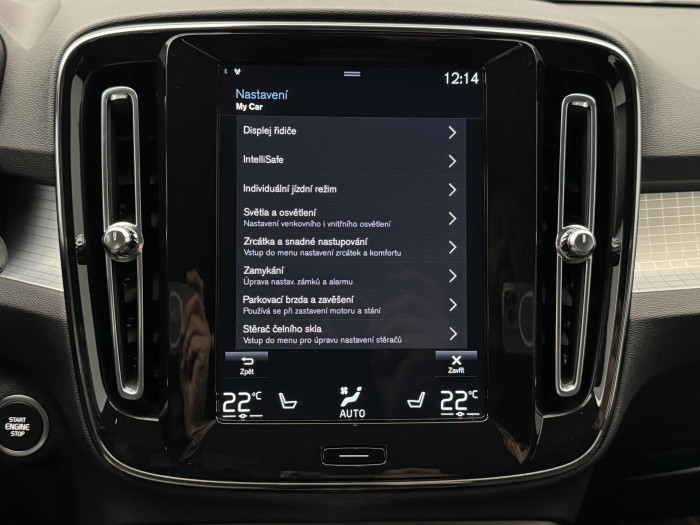 Volvo XC40 T3 MOMENTUM CZ 1.maj 1.5 Momentum