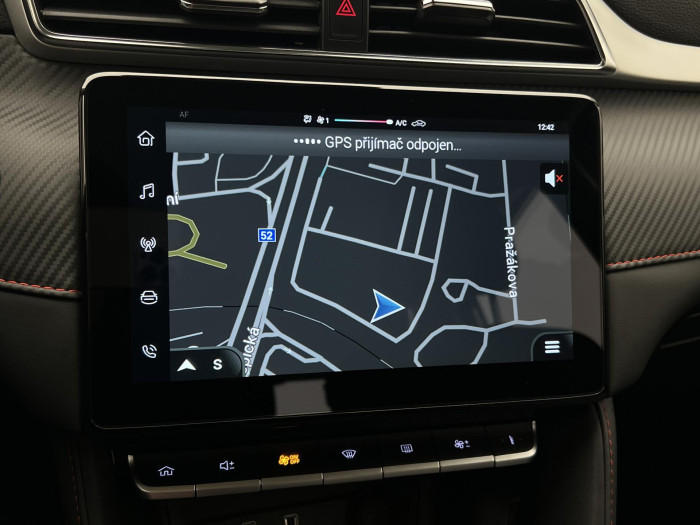 MG ZS 1.5 ESSENTIAL PLUS CZ 1.maj.