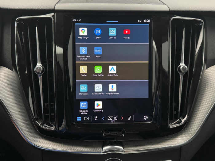 Volvo XC60 B5 AWD DARK PLUS CZ 1.maj