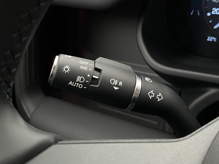 Land Rover Defender D250 X-DYNAMIC SE REZERVACE 3.0 d Dynamic SE