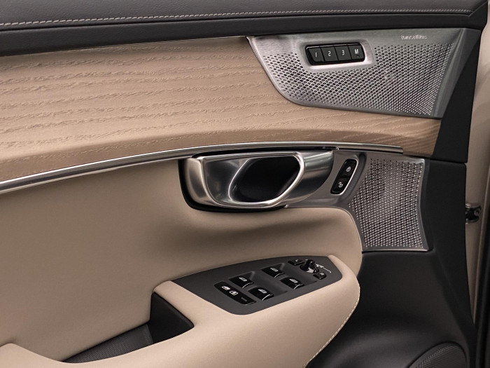 Volvo XC90 T8 AWD RECHARGE DARK PLUS 7m