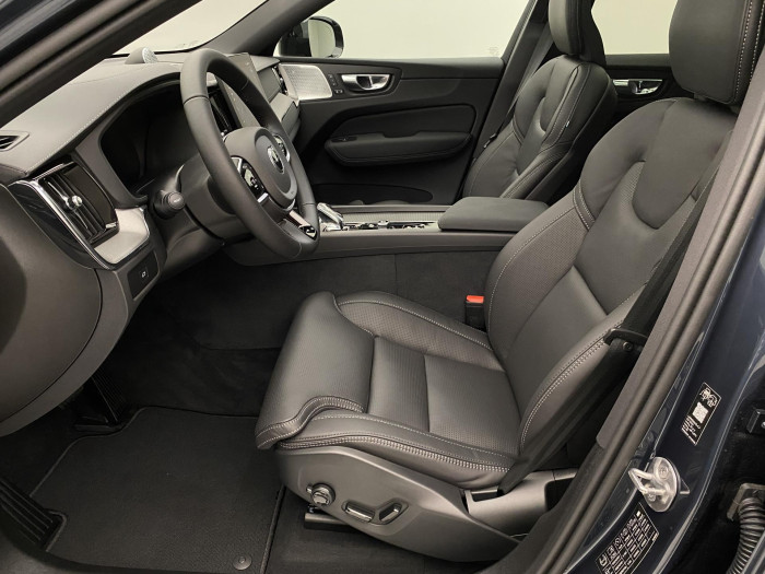 Volvo XC60 B5 AWD AUT ULTRA BLACK EDITION 2.0 Edition